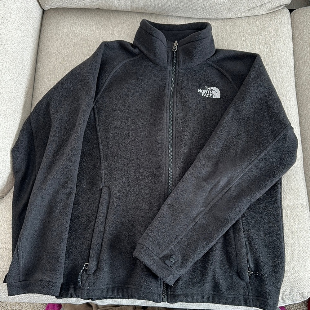 North face fleece zip up coat. Women’s medium.